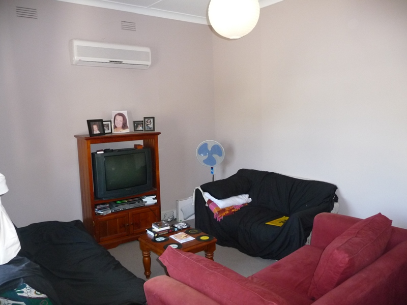 MODERNISED FOR COMFORT Picture 3