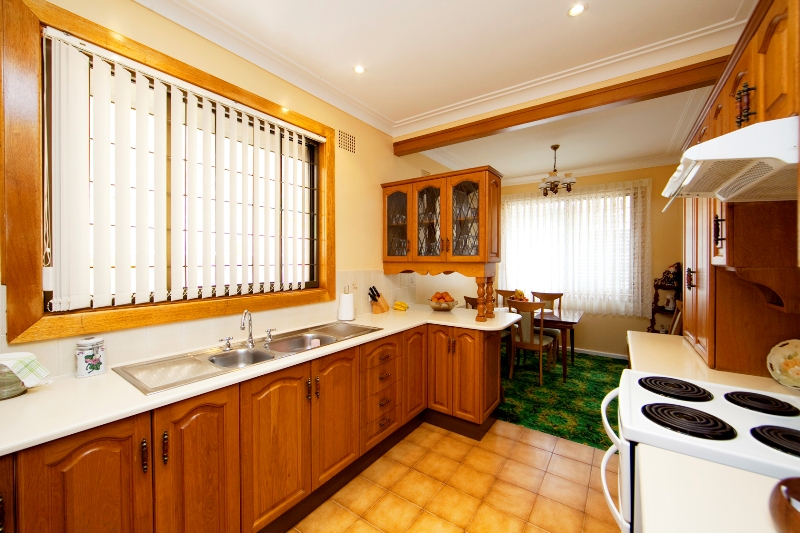 RARE OPPORTUNITY Picture 2