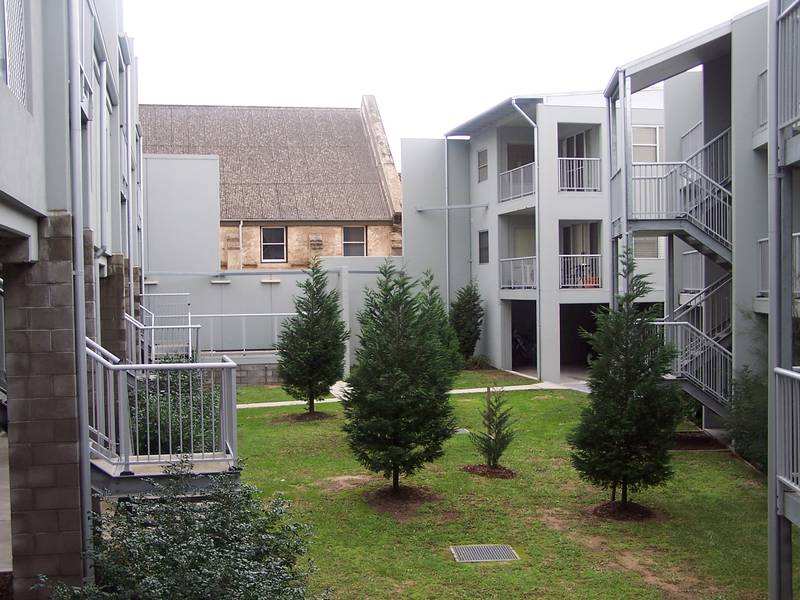 RENT RETURN $316 PER WEEK Picture 1