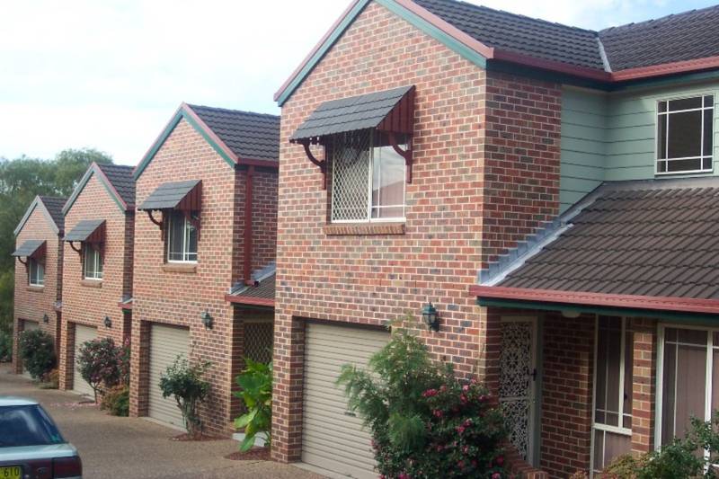 QUIET, PRIVATE AND SPACIOUS Picture 1