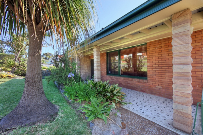 ATTENTION: YOUNG FAMILY REQUIRED Picture 2