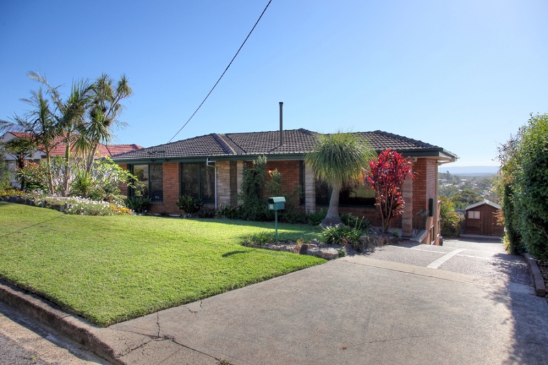 ATTENTION: YOUNG FAMILY REQUIRED Picture 1