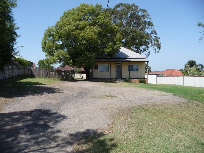 LOOK AT THE BIG PICTURE! Picture 1