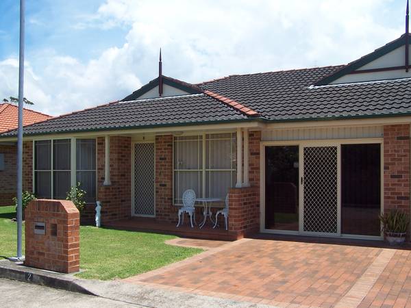 DOWNSIZING? Picture 1