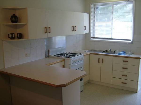 LOW MAINTENANCE VILLA Picture 3