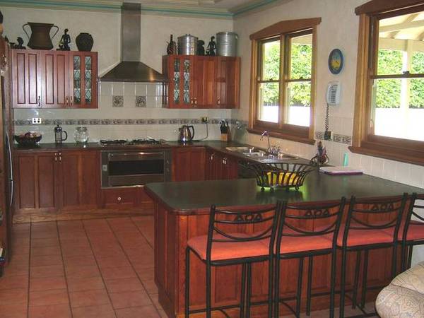 WAIT TIL YOU SEE INSIDE Picture 1