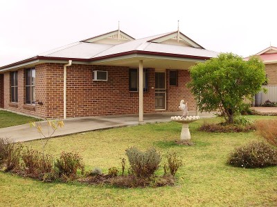 INVESTMENT OPPORTUNITY!!! Picture