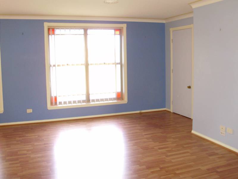 INVESTMENT OPPORTUNITY!!! Picture 3