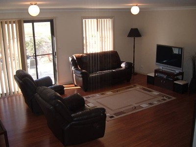 TRANQUIL LOCATION, MODERN COMFORT, AFFORDABLE Picture