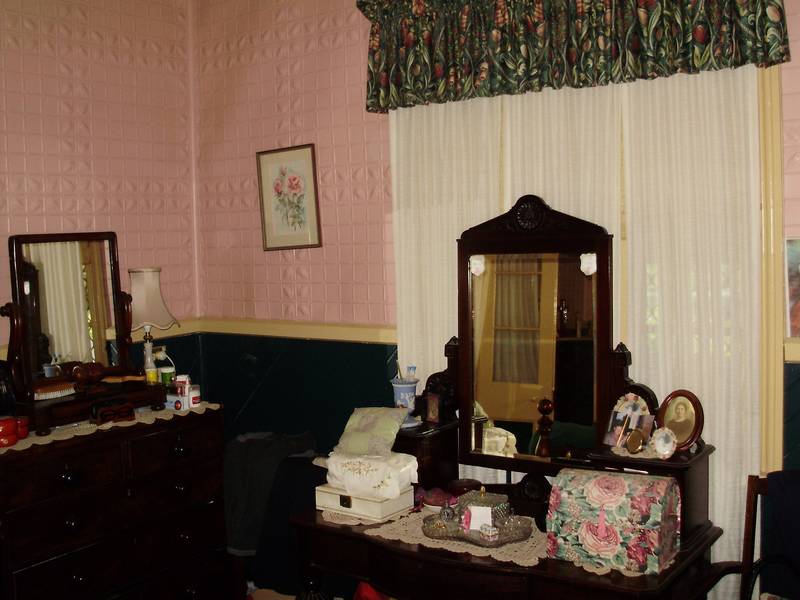 FEDERATION FAMILY HOME! Picture 2