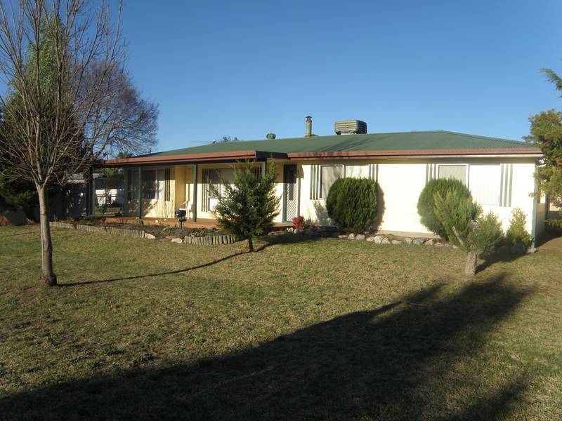 QUIET SPOT & ROOM TO MOVE Picture 1