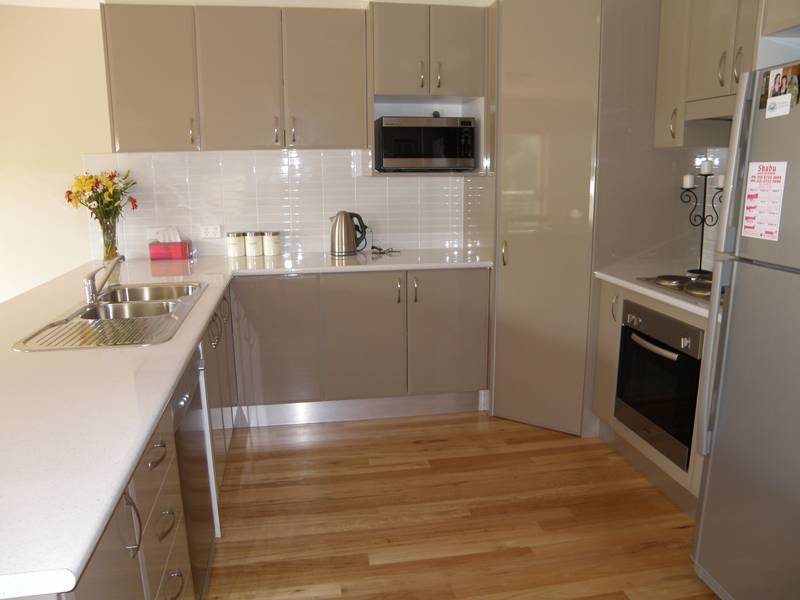 Luxury Living Top Location Picture 1