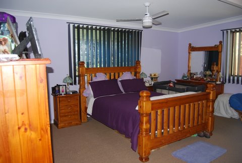 Large Family Home Picture 2