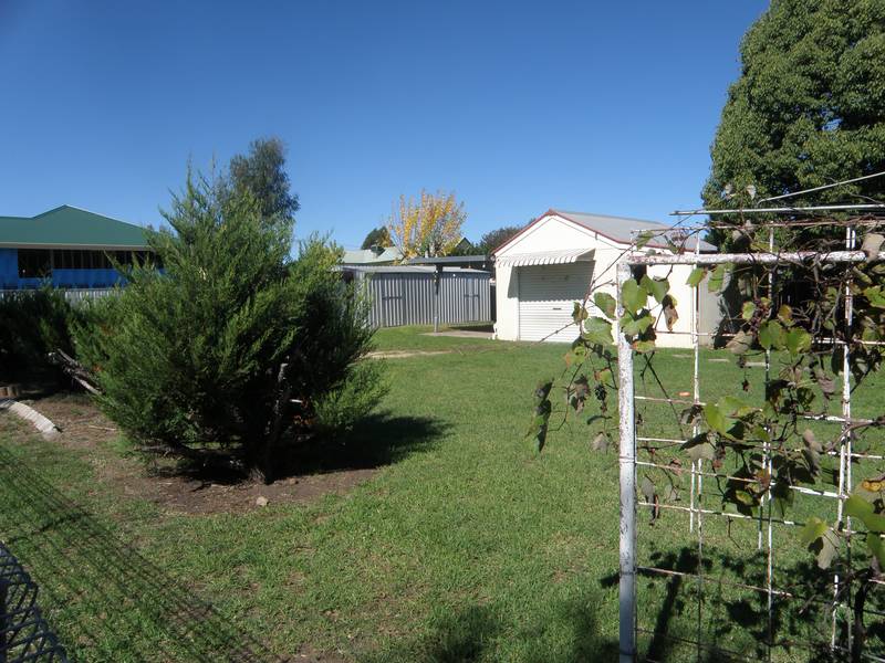 First Home Buyer!! Picture 3