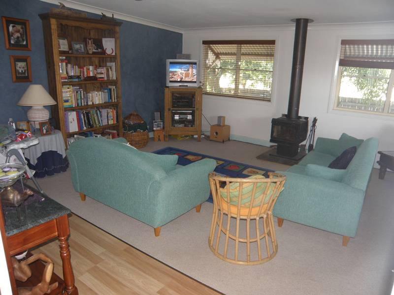 IMMACULATE AND PRIVATE Picture 3