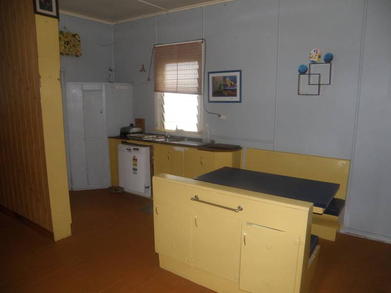 UNIQUE PROPERTY Picture 3