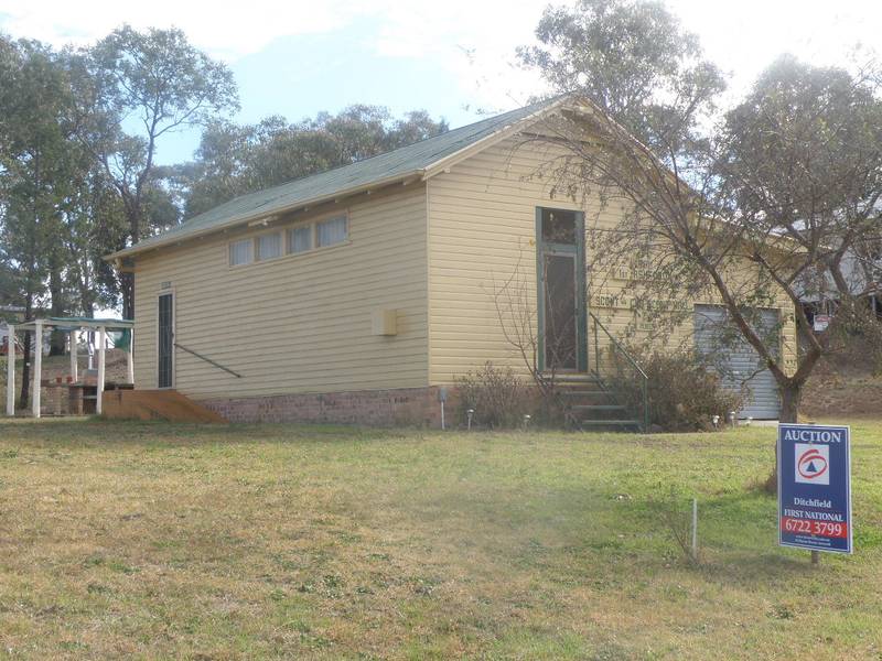 UNIQUE PROPERTY Picture 1