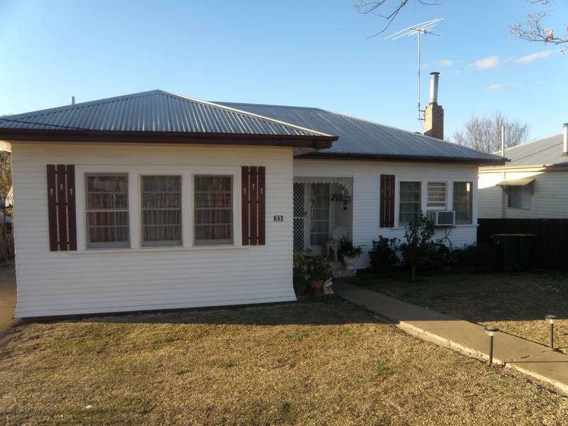 IS THIS THE HOME FOR YOU? Picture 1