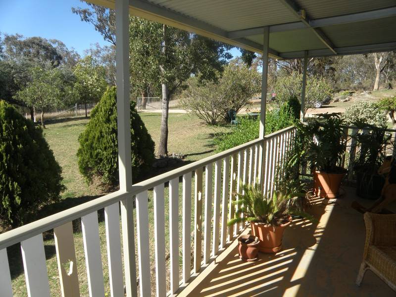 YOUR VERY OWN OASIS !! Picture 1