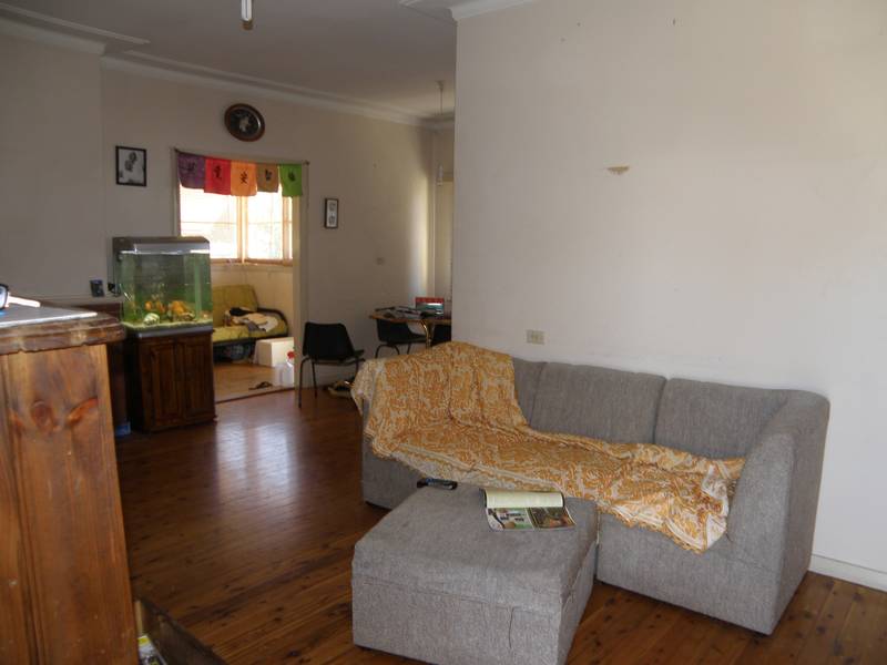 LOADS OF POTENTIAL!! Picture 2