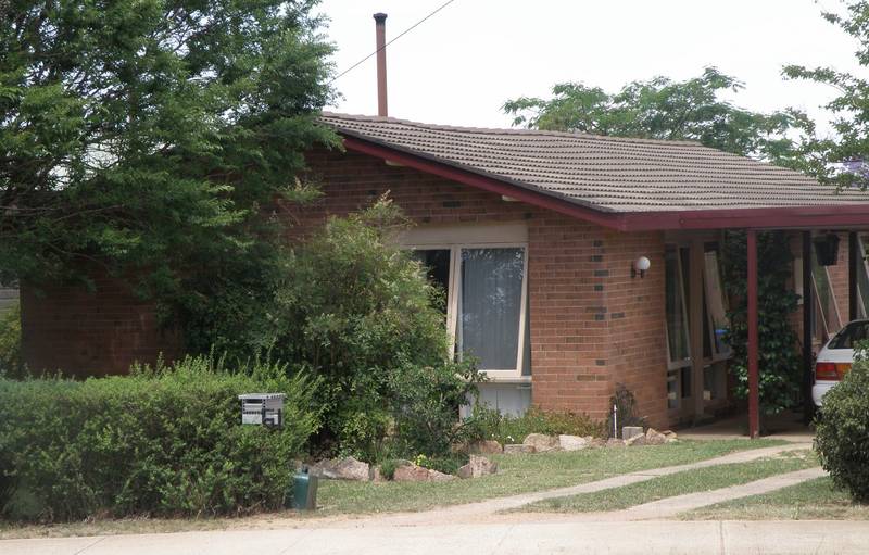 LOW MAINTENANCE IN BRAE ST Picture 1