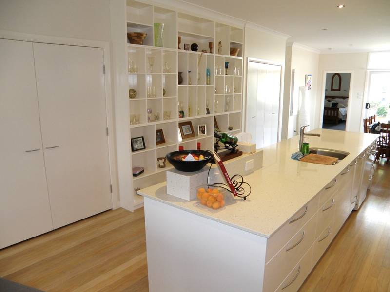 STYLISH DESIGN Picture 3