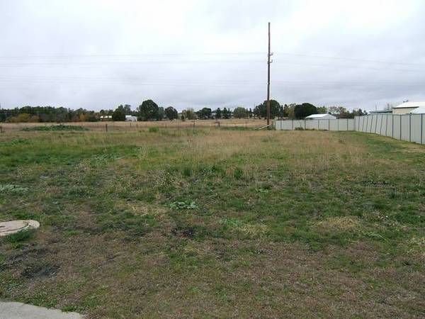 940 SQ METRES Picture 1