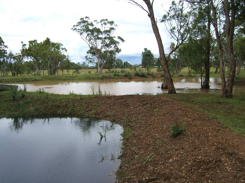 GOOD SMALL ACREAGE Picture 2