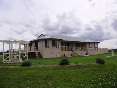 Beautifully Built Home on Fernhill Picture