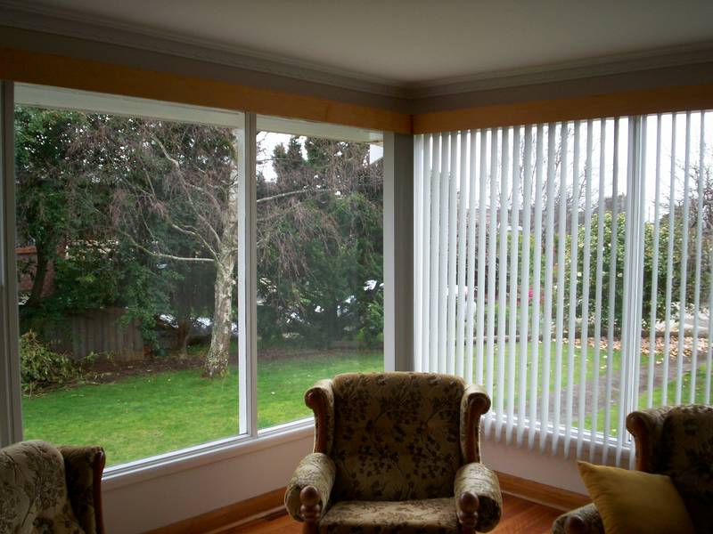 Miandetta Overlooking the Park Picture