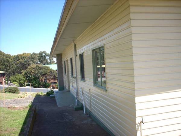 Location! Location! Location! Picture Location! Location! Location! Picture