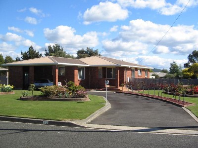 Big Yard - Big Home - Small Price!! Picture