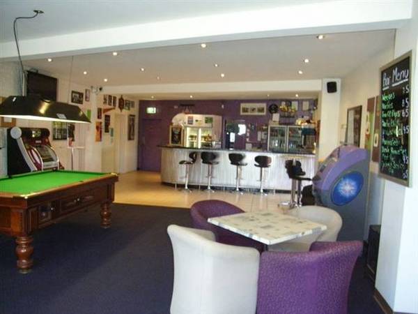Salt Lounge Bar,Salt Food & Wine, Accommodation Units & Laundromat - For Sale Or Lease Picture 3