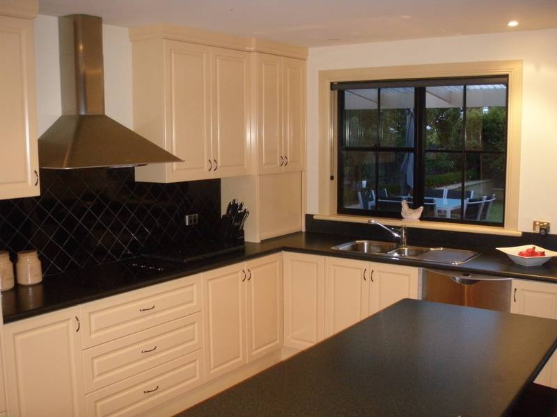 Prestigious Home, Prestigious Location Picture 3