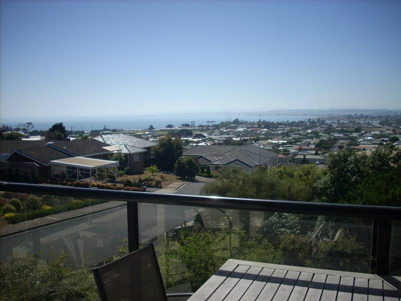 Live In Luxury With Views! Picture Live In Luxury With Views! Picture