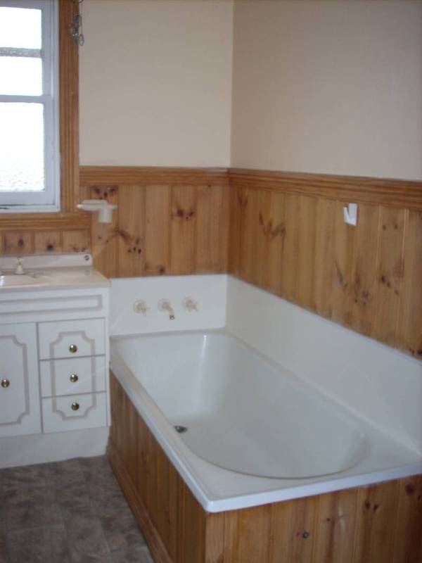 Family Home Picture 3