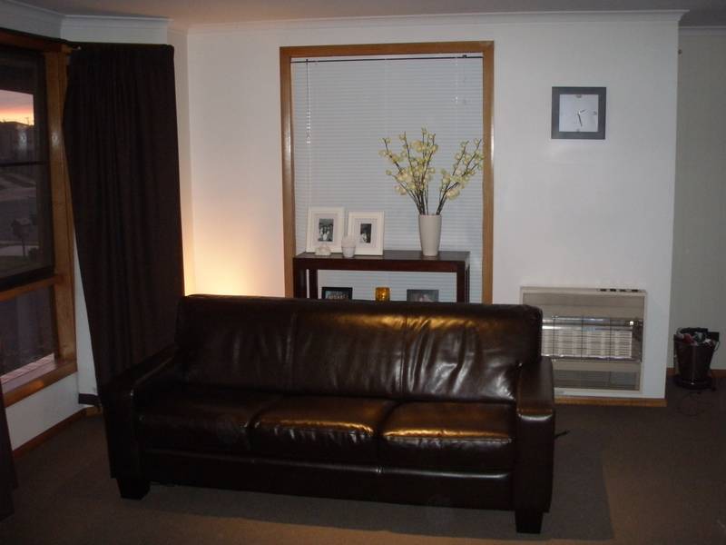 Walk to Victoria Parade Picture