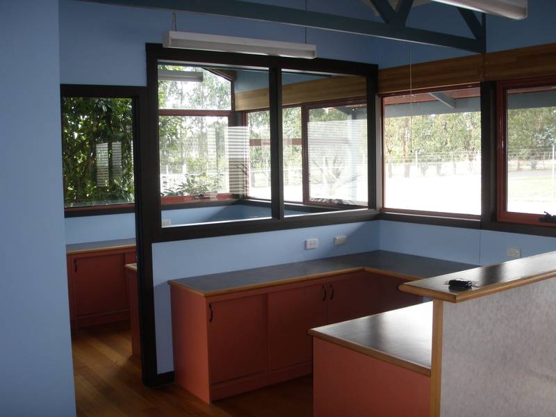 Large Warehouse With Offices Picture 2