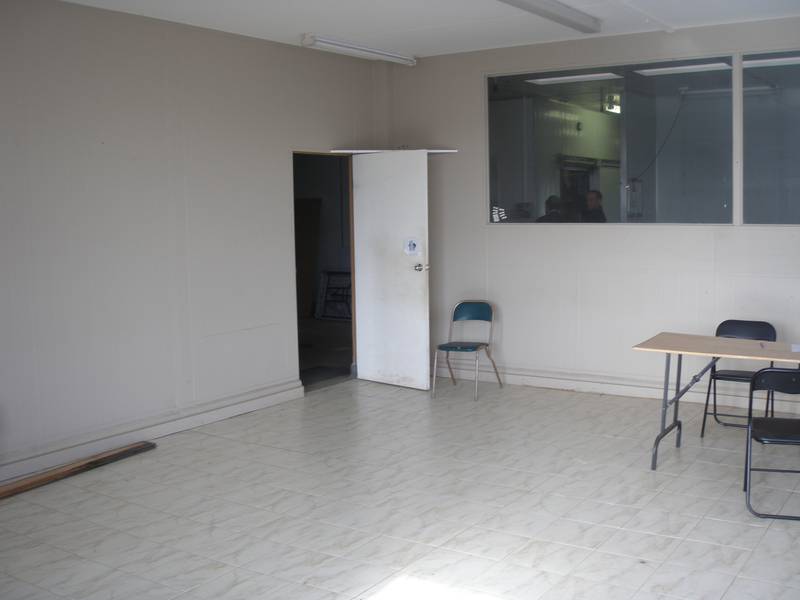Office, Warehouse, Coolrooms & Block Picture 3