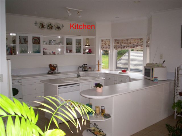 Best House in the Street Picture 2