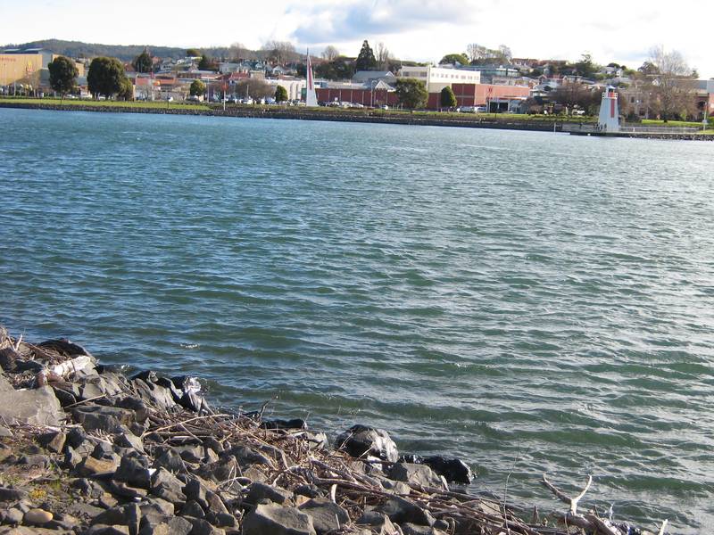 DON'T LET THIS ONE SAIL BY ....... WATERFRONT PROPERTY EAST DEVONPORT Picture 3