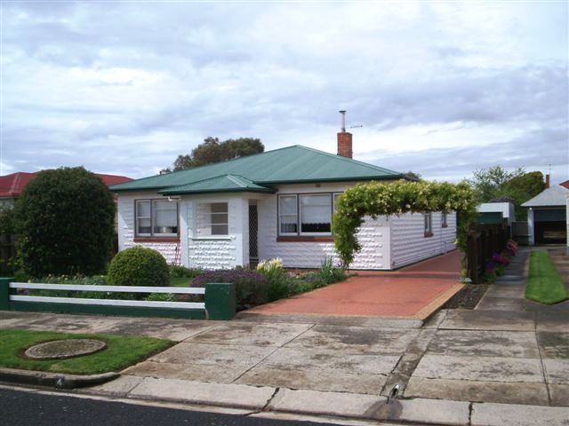 Sell The Car Its So Close To Fourways Picture 1