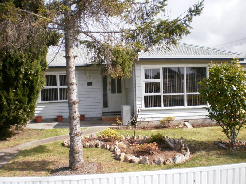 Close to Town Picture 1