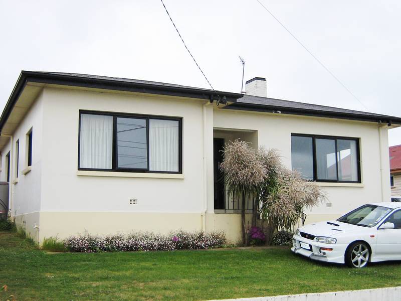 Family Home or Investment? Rendered Character Home Picture 1