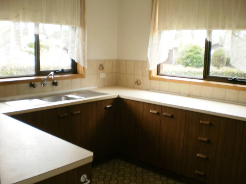 Separate Unit - Good Location Picture 2