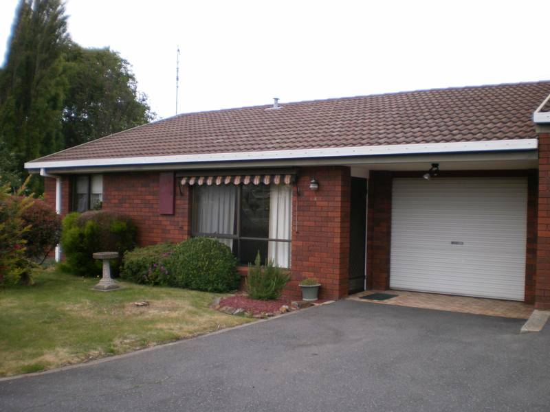 Separate Unit - Good Location Picture 1