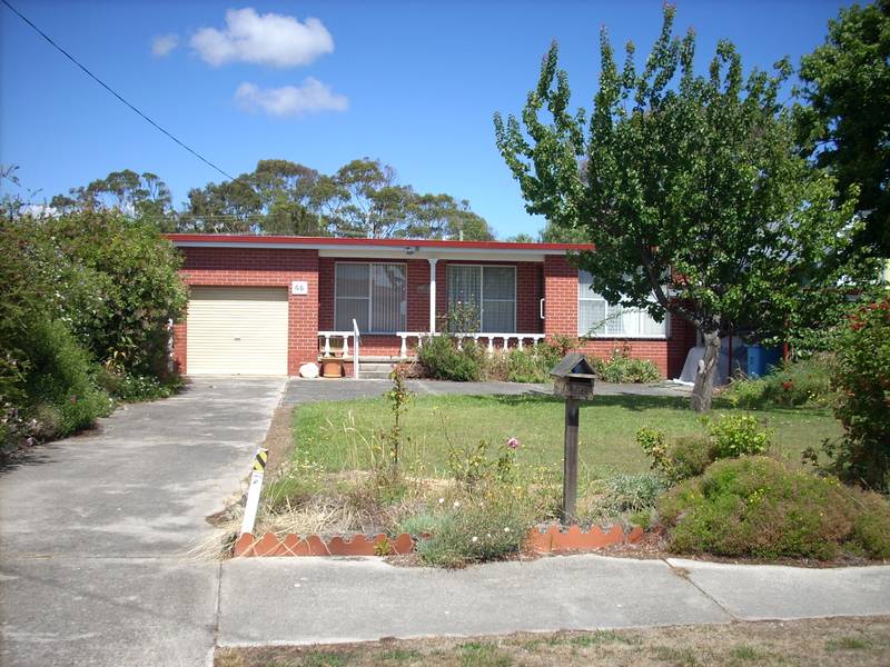 Level Walking to Amenities Picture 1