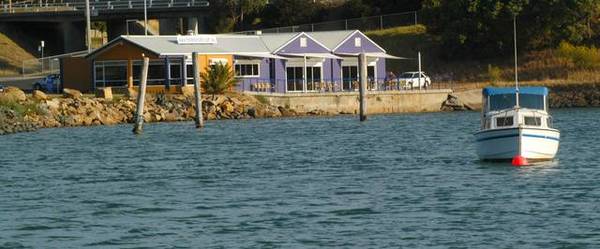 Absolute Water Frontage Picture 1