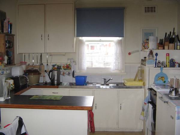 A Pinch Me Price! Picture 3