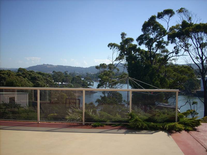 Executive Home Picture 3